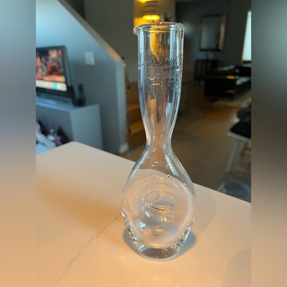NWT Denizli decanter. Beautiful shape. - Picture 3 of 8